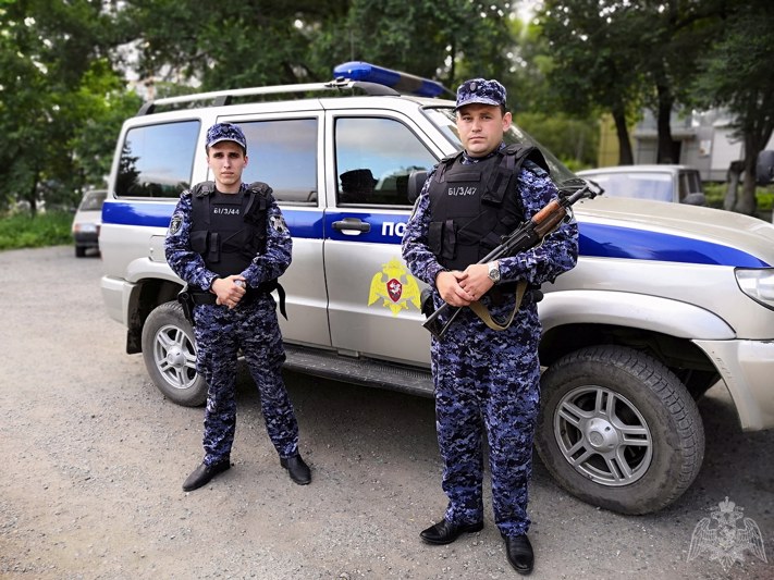 Во Владивостоке росгвардейцы нашли пропавшего ребенка