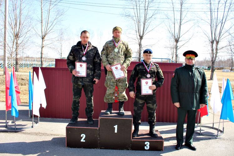 Сотрудник СОБР из Приморья стал лучшим стрелком из пистолета Макарова