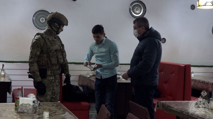 При содействии сотрудников ОМОН в Приморье проведена операция «Нелегал»
