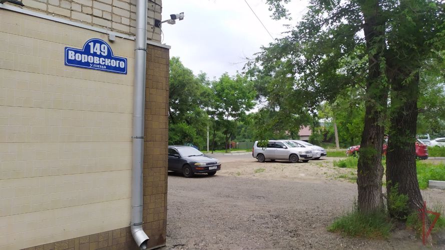В Уссурийске сотрудник ОМОН ночью задержал злоумышленника