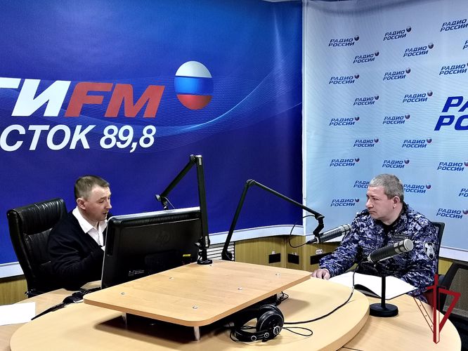В эфире радио «Радио России Приморье» начальник отдела лицензионно-разрешительной работы по Владивостоку рассказал об изменении законодательства в сфере оборота оружия