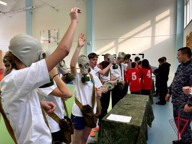 Сотрудники Росгвардии приняли участие в военно-спортивной игре «Дальневосточный герой»
