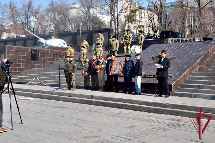 Ветераны Росгвардии отправились в автопробег Владивосток-Донецк «Дорога к Победе»