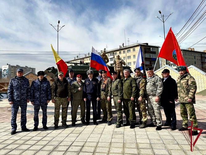 Участники автопробега Владивосток-Донецк побывали в Улан-Удэ