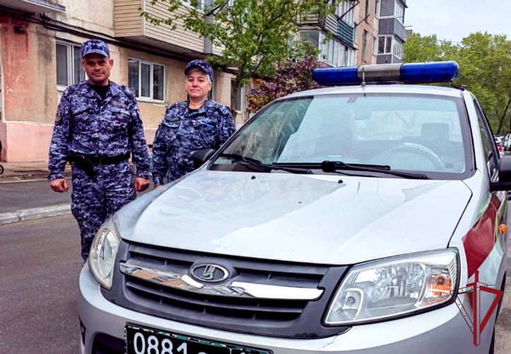 В Приморье росгвардейцы спасли жизнь жителю Фокино