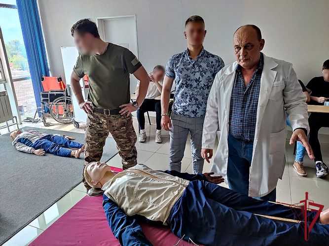 Бойцы Росгвардии изучили навыки оказания медицинской помощи в экстремальных ситуациях
