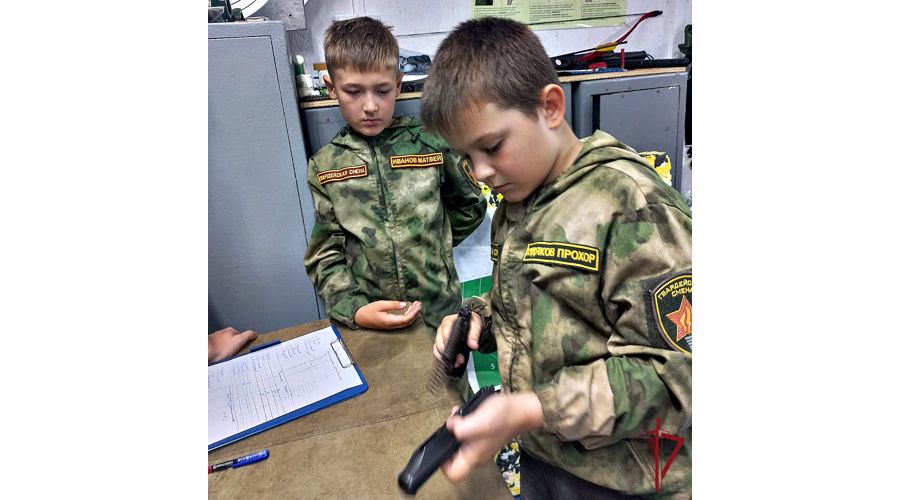 В Приморском крае прошли военные сборы кадетов Гвардейской смены