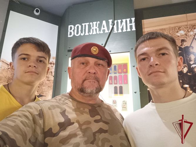 Ветеран Росгвардии отправился в автопробег Владивосток - Новосибирск