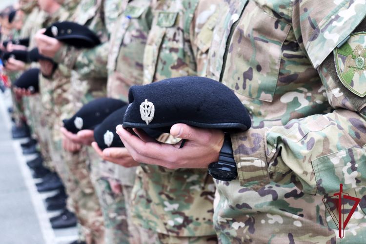 Сотрудники ОМОН «Восток» почтили память погибшего коллеги