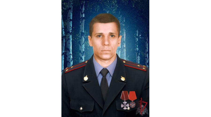 Сотрудники ОМОН «Восток» почтили память погибшего коллеги