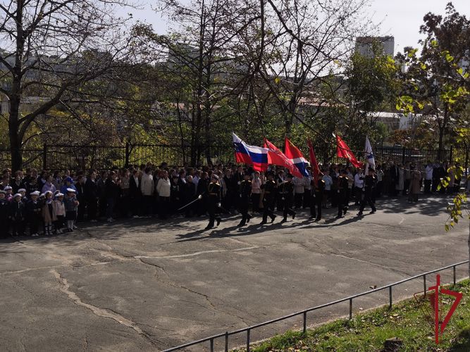 Во Владивостоке прошла ежегодная линейка памяти в честь защитников Отечества