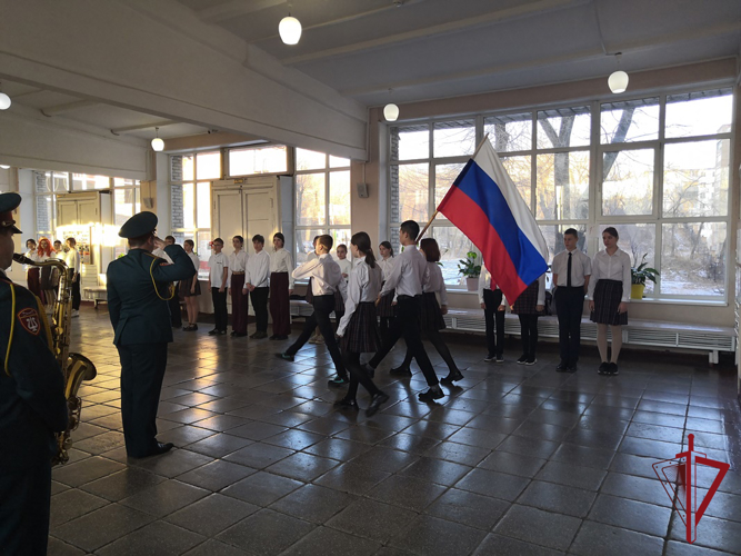 Во Владивостоке росгвардейцы вошли в состав жюри смотра-конкурса знаменных групп