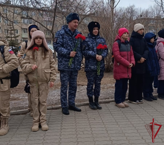 В Приморье росгвардейцы приняли участие в мероприятиях, посвященных 35-летию вывода войск из Афганистана