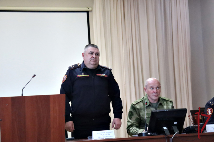 Заместитель командующего Восточным округом Росгвардии совершил рабочую поездку во Владивосток