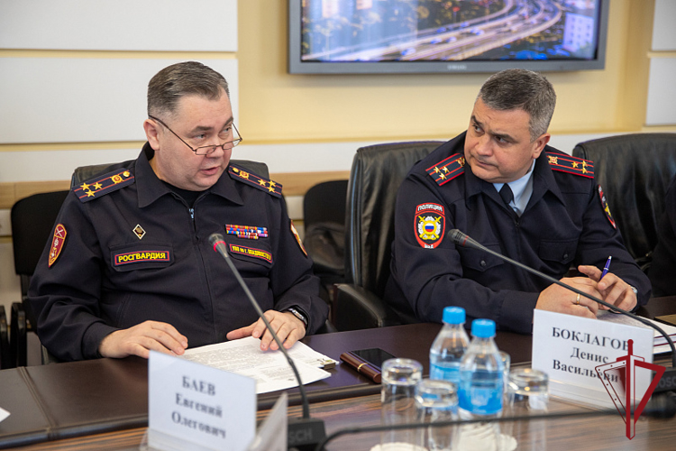 Во Владивостоке  росгвардейцы приняли участие в заседание городской  антитеррористической комиссии