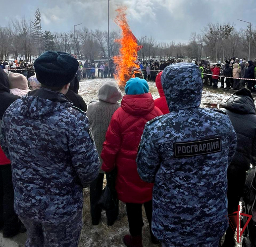 Сотрудники Росгвардии обеспечили правопорядок и безопасность во время празднования масленицы в Приморье