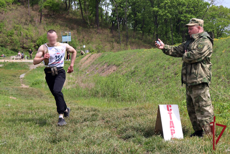 Сотрудники ОМОН «Восток» заняли 1 место в чемпионате по служебному биатлону  