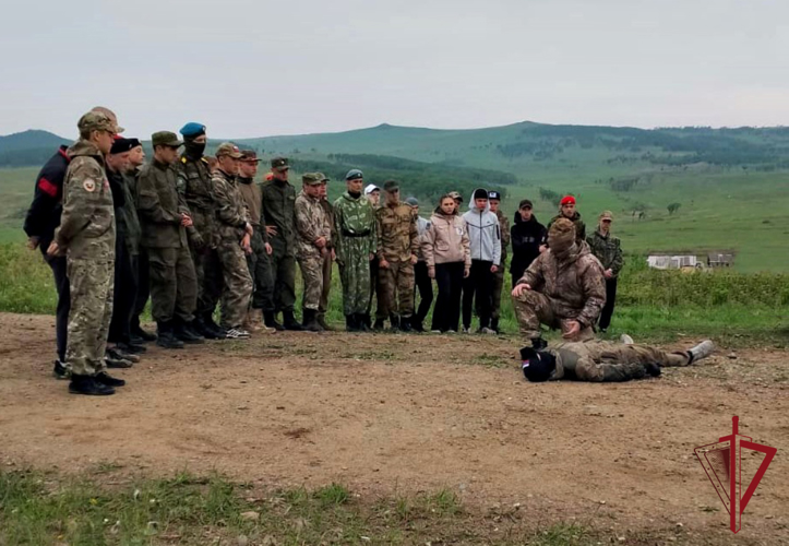 В Приморье с участием сотрудников ОМОН прошел региональный этап игры «Зарница 2.0»  