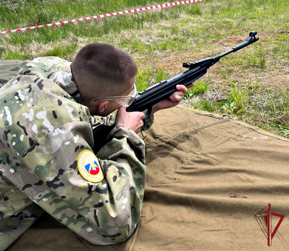 В Приморье с участием сотрудников ОМОН прошел региональный этап игры «Зарница 2.0»  