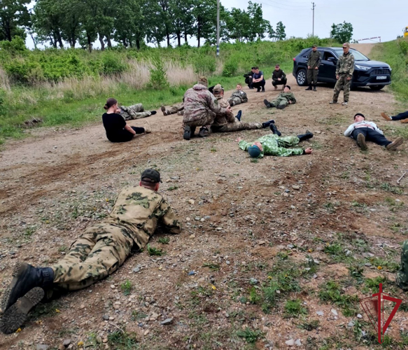 В Приморье с участием сотрудников ОМОН прошел региональный этап игры «Зарница 2.0»  