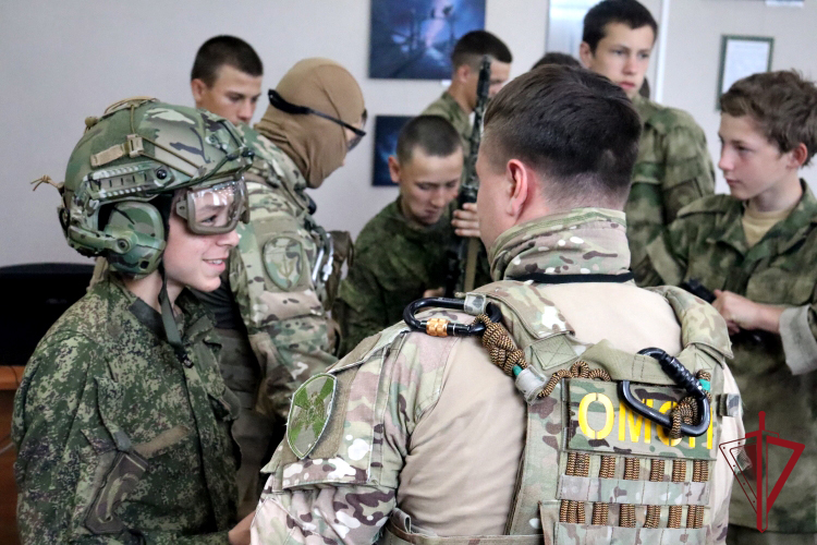 В Управление Росгвардии по Приморскому краю прошел день открытых дверей