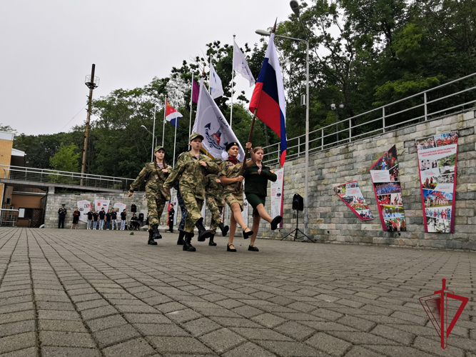 Во Всероссийском детском центре «Океан» открылась первая в стране профильная росгвардейская смена