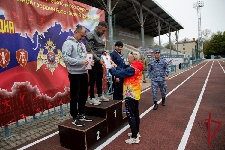Приморские росгвардейцы заняли 2 место в чемпионате Восточного округа по военно-спортивному многоборью