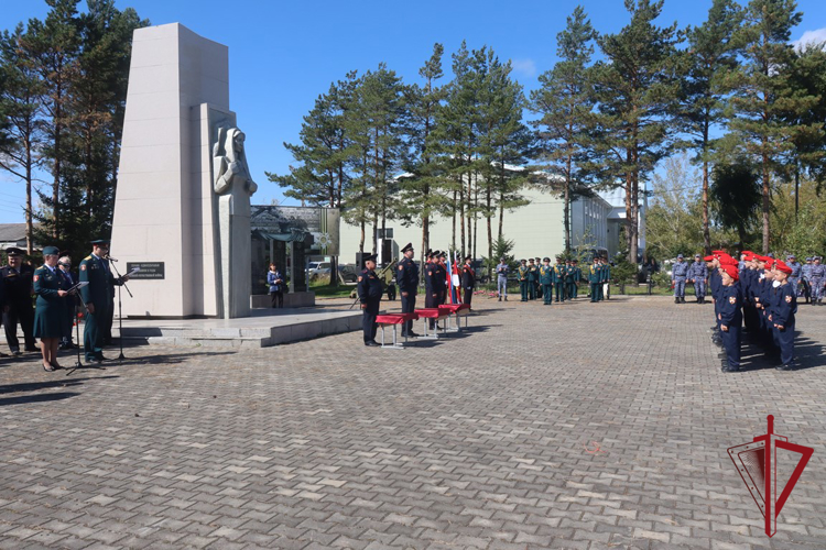 В Приморье прошла церемония открытия профильного класса Росгвардии