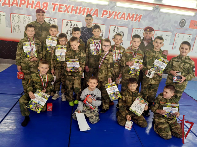 В Приморье прошли соревнования по стрельбе среди воспитанников движения «Гвардейская смена»