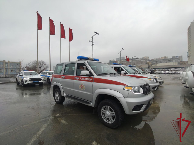 В День Росгвардии во Владивостоке состоялся общегородской гарнизонный развод