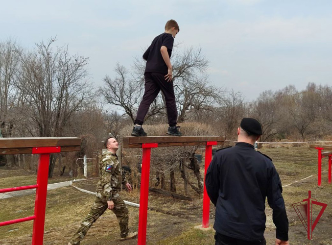 В Уссурийске росгвардейцы стали судьями военно-патриотической игры «Зарница 2.0»  