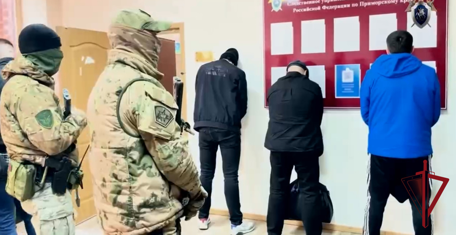 В Приморье при участии спецподразделений Росгвардии задержаны участники организованной преступной группы