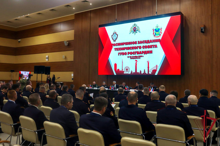 Вопросы развития вневедомственной охраны и внедрения передовых технологий в деятельность Росгвардии рассмотрели во Владивостоке