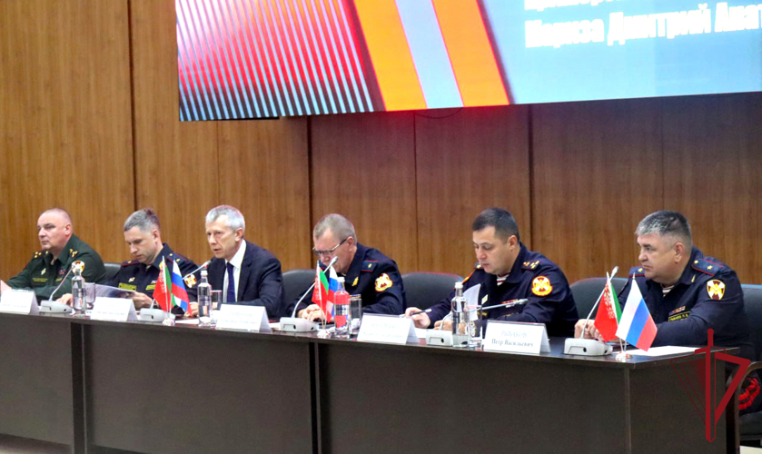 Вопросы развития вневедомственной охраны и внедрения передовых технологий в деятельность Росгвардии рассмотрели во Владивостоке