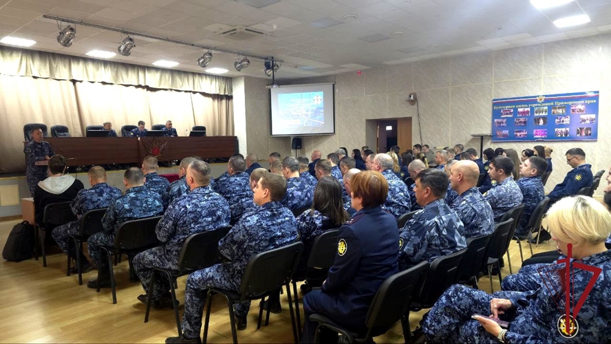В Приморском крае сотрудники Росгвардии напомнили об оружейной грамотности