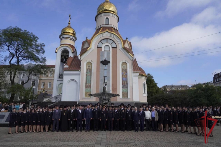 Начальник Управления Росгвардии по Приморскому краю принял участие в церемонии приведения к Присяге будущих полицейских