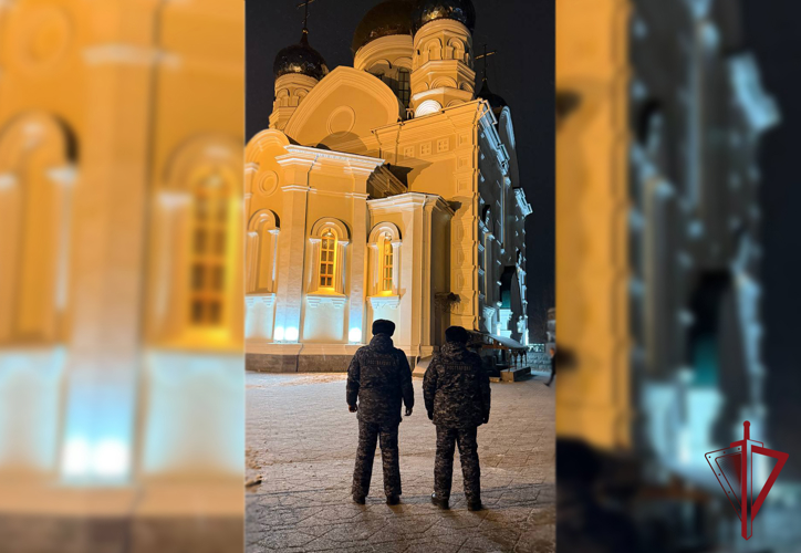 В Приморье росгвардейцы обеспечили безопасность граждан во время торжественных богослужений