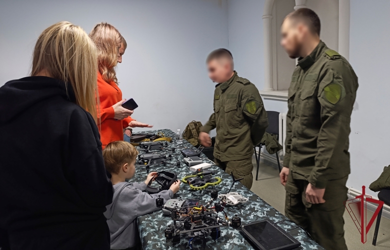 Во Владивостоке росгвардейцы приняли участие в патриотическом мероприятии «Вместе – Россия!»
