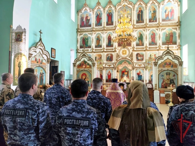 В Приморье состоялся торжественный молебен в честь 10-летия Росгвардии