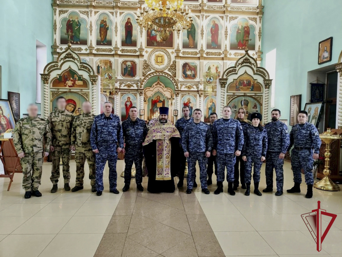 В Приморье состоялся торжественный молебен в честь 10-летия Росгвардии