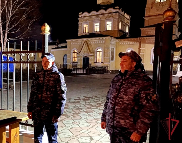 Сотрудники Росгвардии Приморского края обеспечили правопорядок во время мероприятий, посвященных празднованию Пасхи
