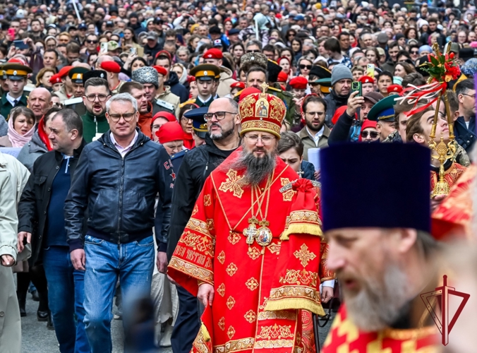 Сотрудники Росгвардии Приморского края обеспечили правопорядок во время мероприятий, посвященных празднованию Пасхи