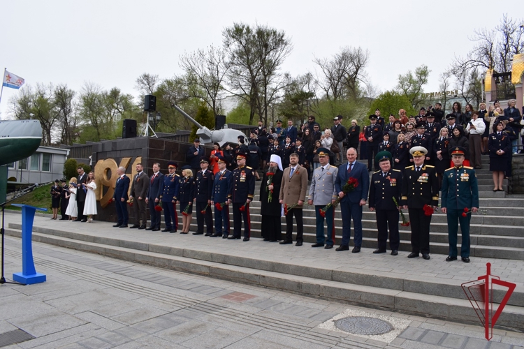 Во Владивостоке начальник Управления Росгвардии по Приморскому краю принял участие в торжественном мероприятии «Митинг Памяти»