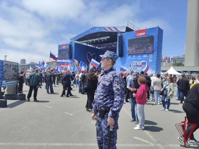 Во Владивостоке росгвардейцы представили свою площадку на городском фестивале