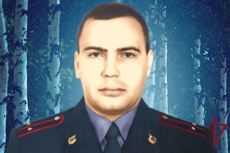 Во Владивостоке бойцы ОМОН почтили память погибшего сослуживца