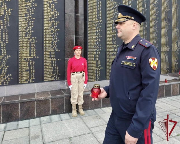 В Приморском крае росгвардейцы приняли участие в мероприятиях, посвященных Дню памяти и скорби