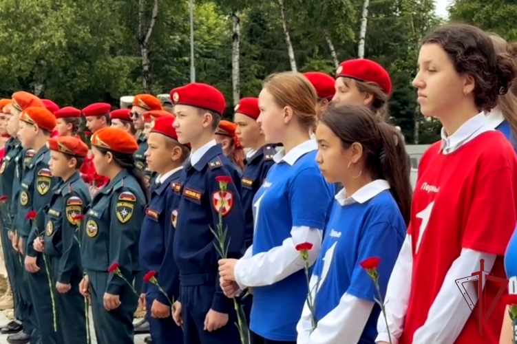 В Приморском крае росгвардейцы приняли участие в мероприятиях, посвященных Дню памяти и скорби