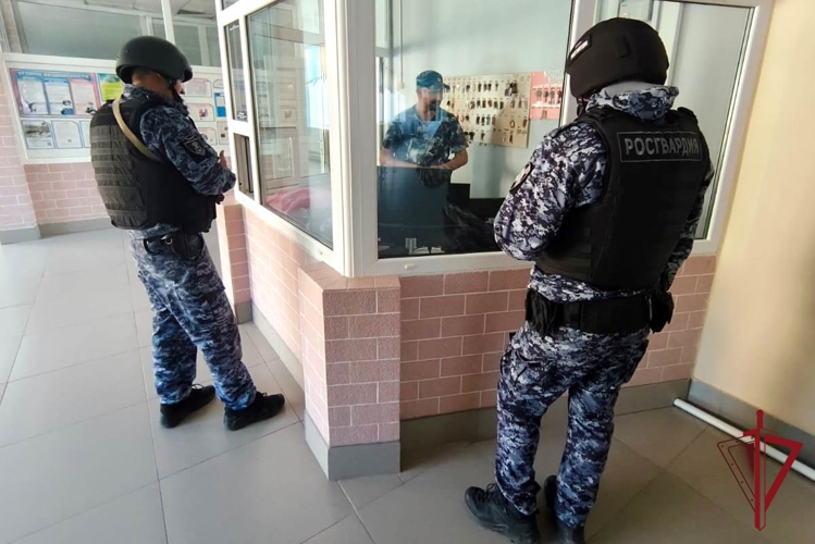 Росгвардейцы проверяют готовность учреждений Приморского края к летнему оздоровительному сезону