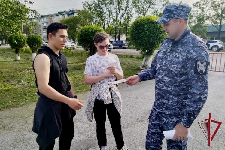 Росгвардейцы в Приморье провели акцию «Профессионалы на службе»