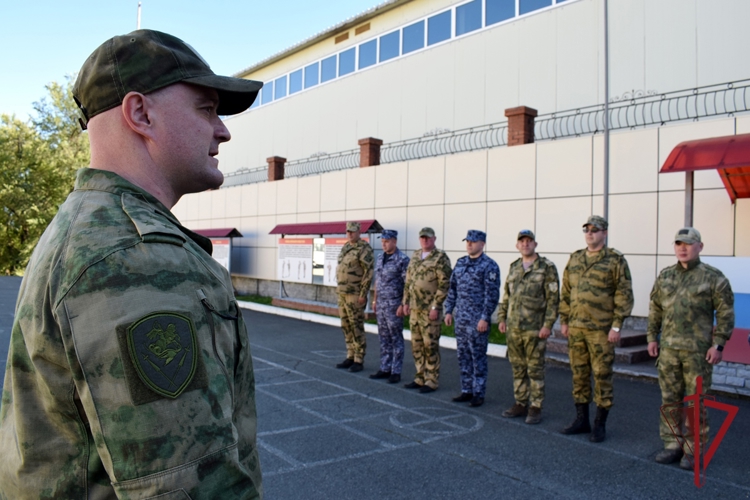 Во Владивостоке состоялся учебно-методический сбор представителей службы артиллеристского вооружения Восточного округа Росгвардии